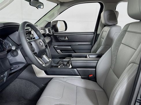 Used 2024 Toyota Tundra SR5 w/ SR5 Premium Package image 11