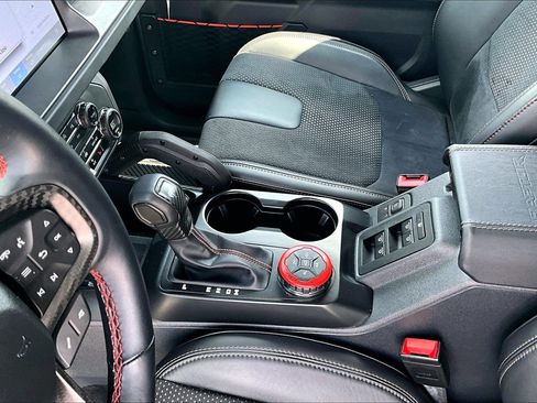 Used 2025 Ford Bronco Raptor AWD/4WD image 15