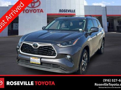Used 2021 Toyota Highlander XLE