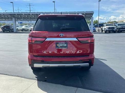 Used 2024 Toyota Sequoia Capstone AWD/4WD image 23