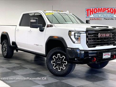 Used 2025 GMC Sierra 2500 AT4X AWD/4WD image 1