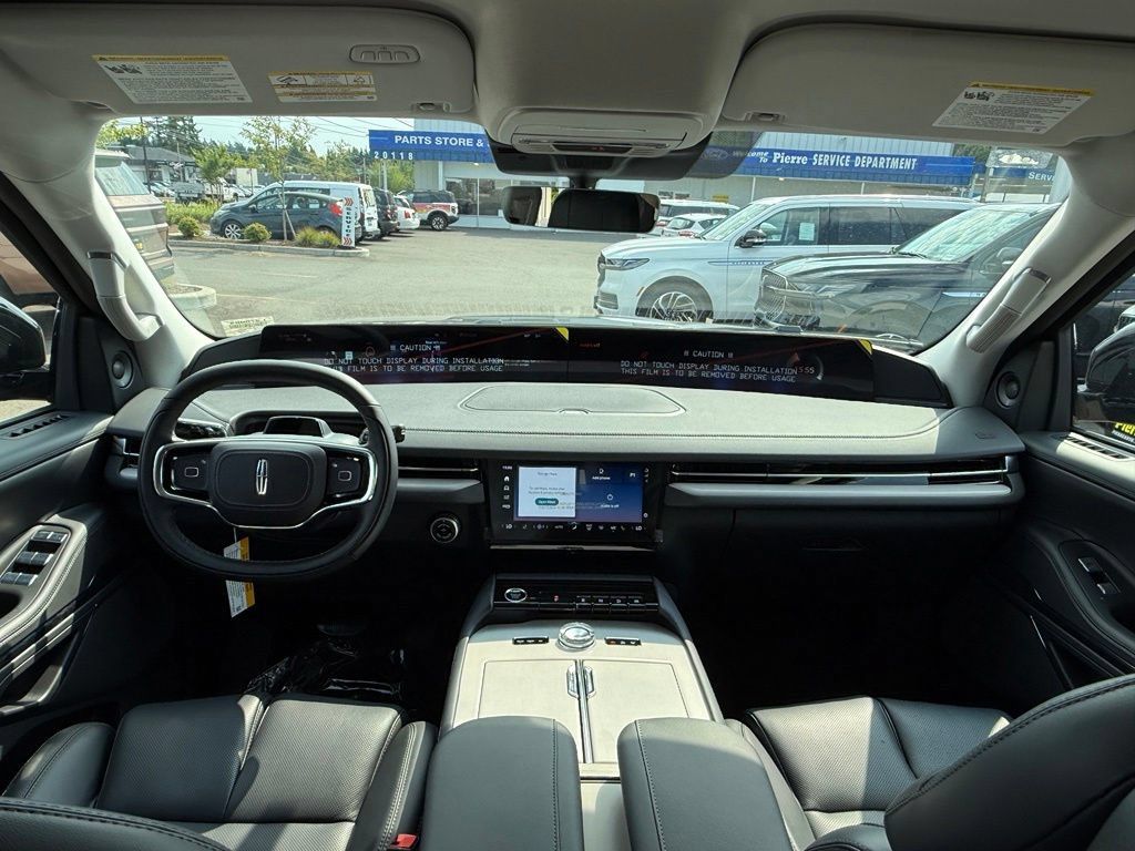 New 2027 Lincoln Navigator Premiere AWD/4WD image 14
