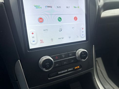 Used 2024 Ford Edge SEL w/ Convenience Package image 39