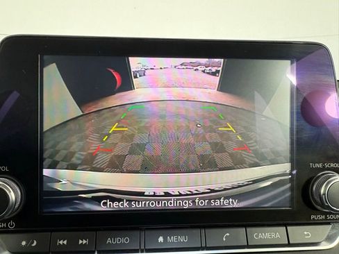Used 2024 Nissan Altima 2.5 SR FWD image 42