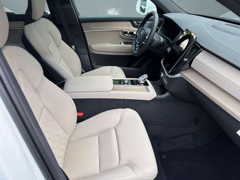 New 2026 Volvo XC90 B6 Plus w/ Protection Package Premier AWD/4WD image 24
