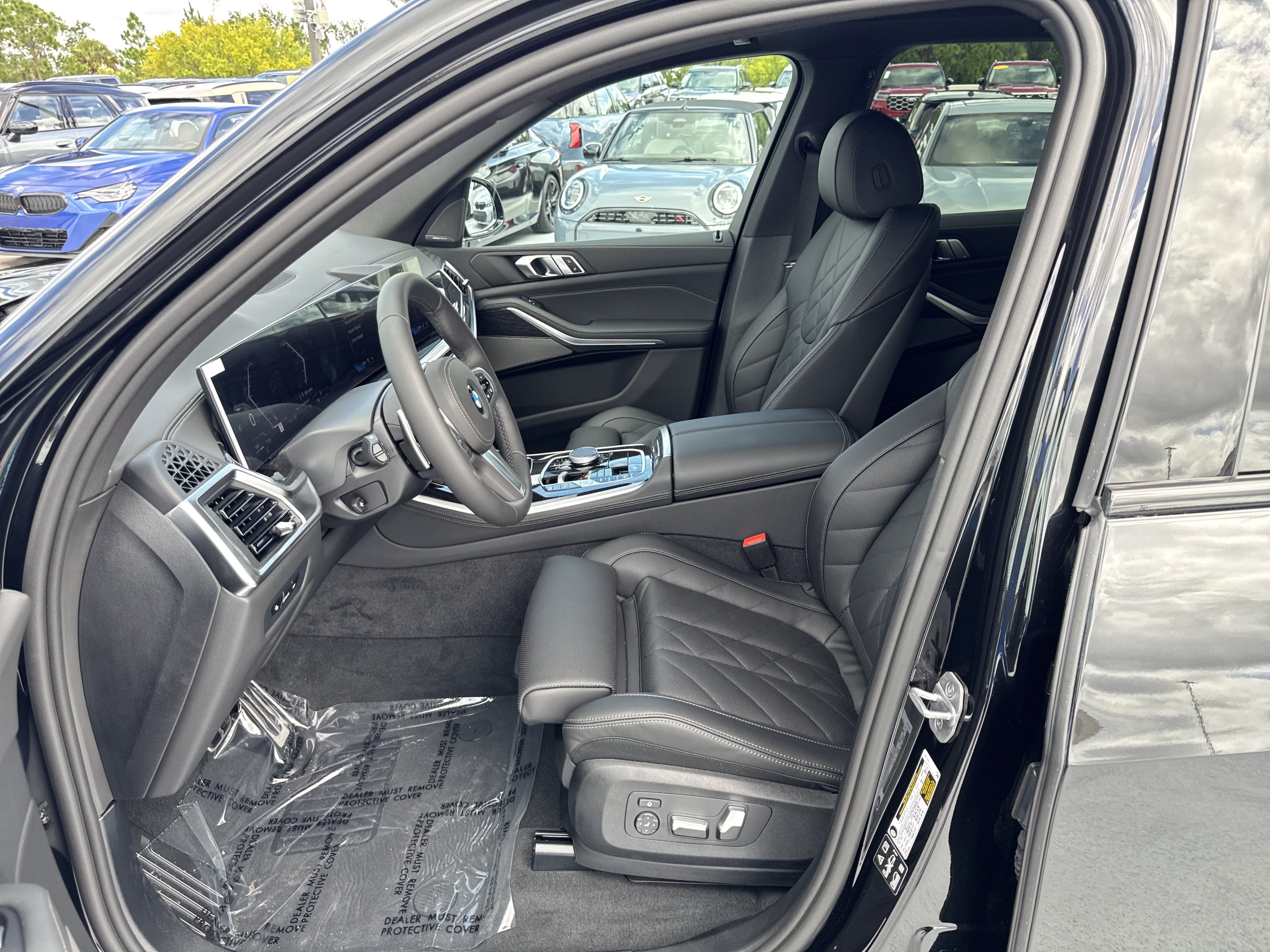 New 2026 BMW X5 xDrive40i w/ M Sport Package AWD/4WD image 14