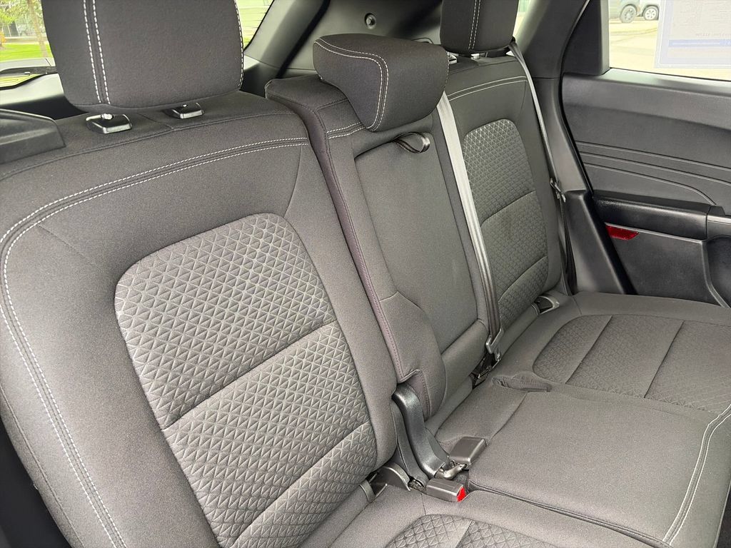 Used 2024 Ford Escape Active w/ Tech Pack #1 AWD/4WD image 32