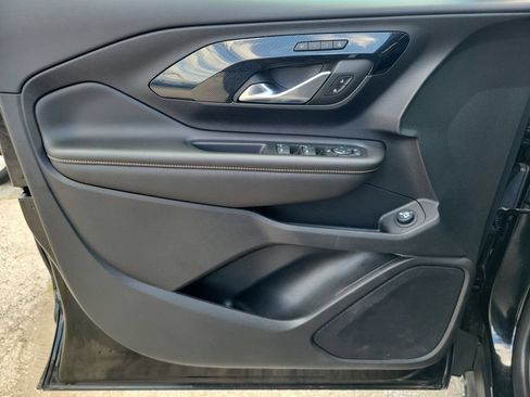 Certified 2023 GMC Terrain AT4 AWD/4WD image 21