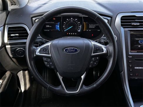 Used 2016 Ford Fusion Titanium image 14