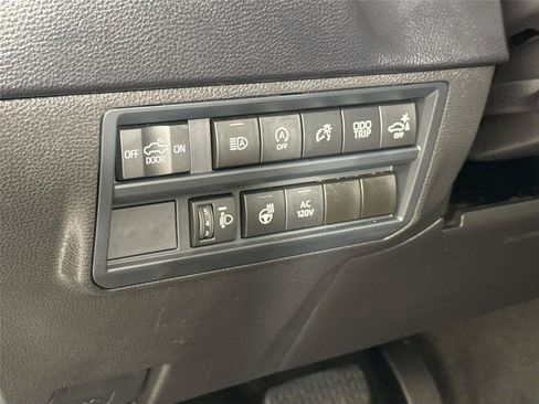 Certified 2025 Toyota Tundra SR5 w/ SR5 Premium Package AWD/4WD image 16