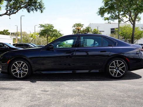 Used 2025 BMW 740i xDrive image 7