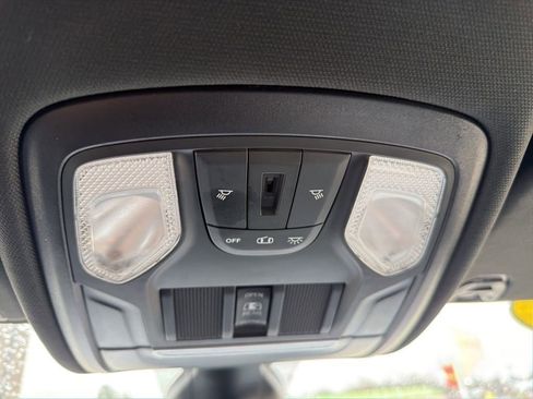 Used 2022 RAM 1500 Big Horn image 31