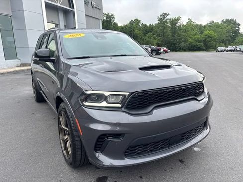 Used 2025 Dodge Durango R/T AWD/4WD image 6
