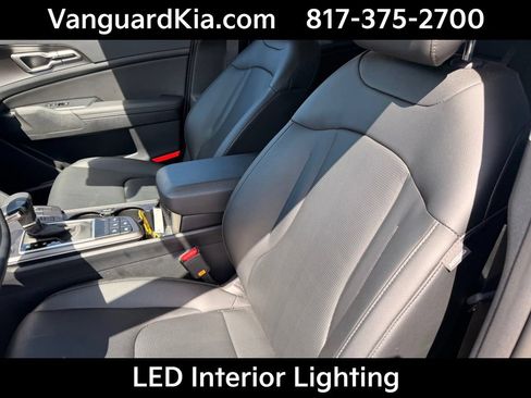 Certified 2026 Kia Sportage EX w/ EX Panorama Roof Package FWD image 13