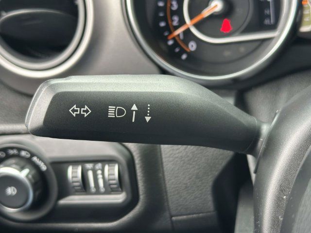 Used 2021 Jeep Wrangler Unlimited Sport AWD/4WD image 26