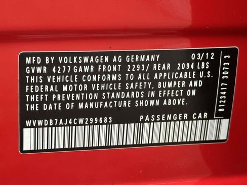 Used 2012 Volkswagen Golf 4-Door FWD image 32