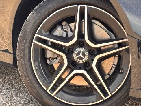 Used 2021 Mercedes-Benz C 300 4MATIC Sedan image 3