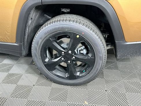 New 2026 Jeep Grand Cherokee L Limited w/ Limited Altitude Package AWD/4WD image 41