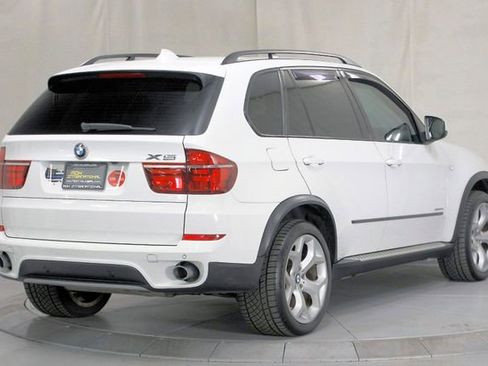 Used 2011 BMW X5 xDrive35d image 2