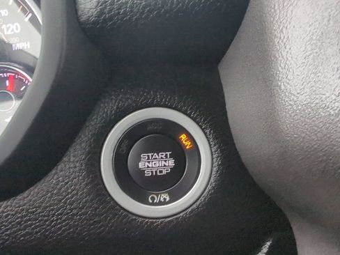 Used 2021 RAM 1500 Big Horn image 31