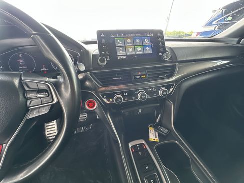 Used 2020 Honda Accord Sport image 24