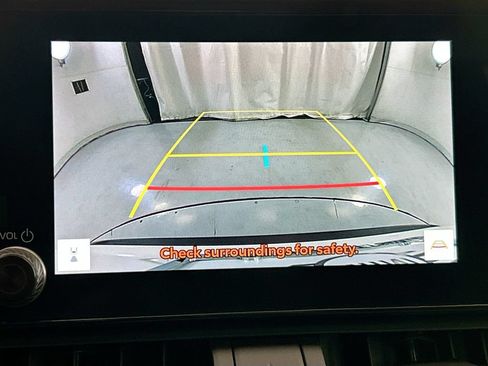 Used 2025 Toyota RAV4 XLE w/ Convenience Package FWD image 14