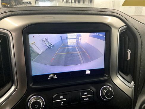 Used 2021 Chevrolet Silverado 1500 RST image 19