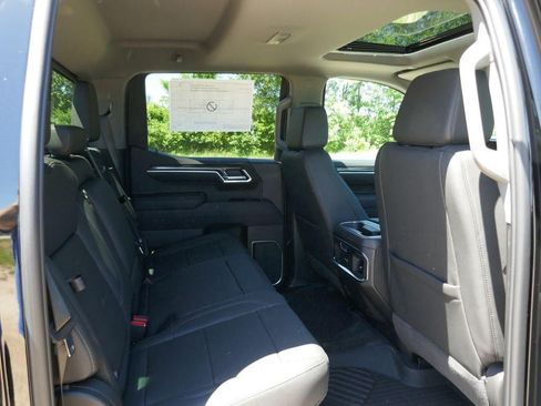 New 2026 Chevrolet Silverado 1500 LTZ w/ LTZ Premium Package AWD/4WD image 15