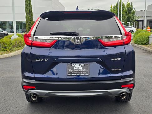 Used 2017 Honda CR-V Touring image 4