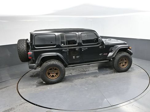 Used 2023 Jeep Wrangler Unlimited Rubicon AWD/4WD image 36