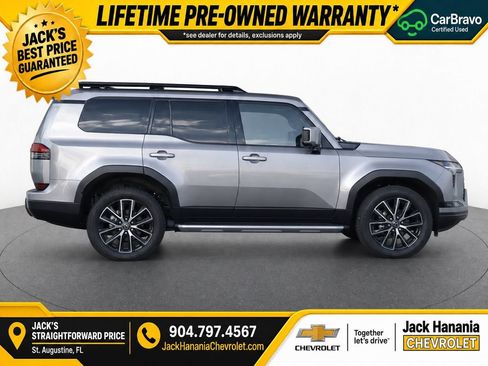 Used 2024 Lexus GX 550 w/ Accessory Package (31) AWD/4WD image 8