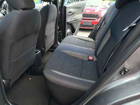 Used 2019 Nissan Kicks SV FWD image 19