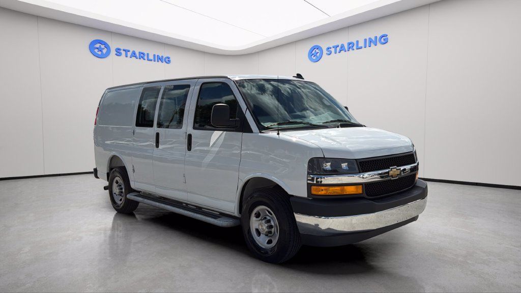 Used 2025 Chevrolet Express 2500 w/ Driver Convenience Package RWD image 29