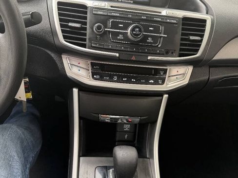 Used 2014 Honda Accord LX image 8