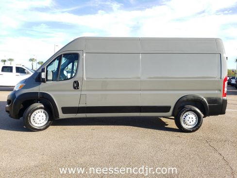 New 2026 RAM ProMaster 2500 w/ Convenience Group image 4