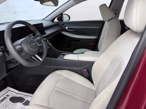 Used 2024 Hyundai Sonata SEL FWD image 15