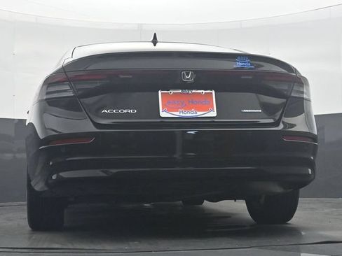 Used 2023 Honda Accord EX-L image 32