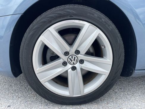 Used 2017 Volkswagen CC Sport FWD image 25