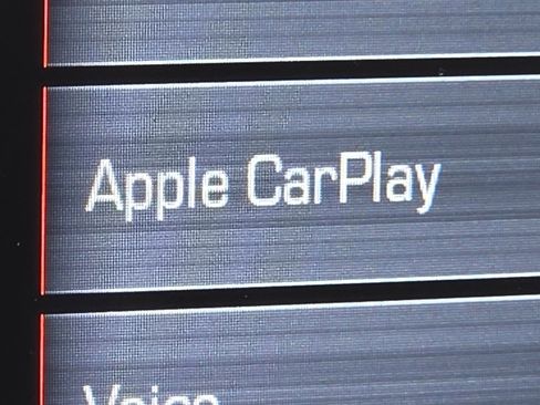 Used 2016 GMC Canyon SLT image 3