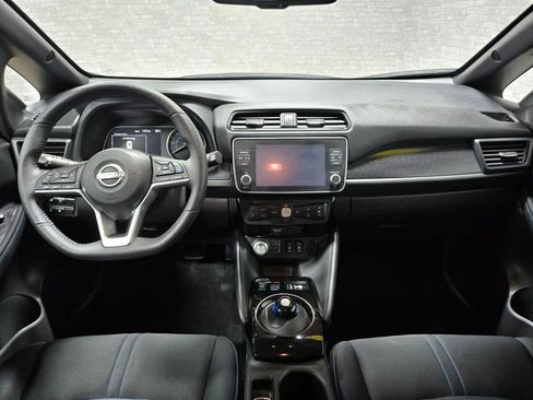 Used 2024 Nissan Leaf SV Plus image 34