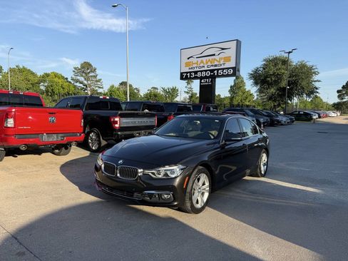 Used 2016 BMW 328i Sedan RWD image 3