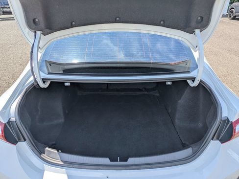 Used 2022 Chevrolet Malibu LT FWD image 29