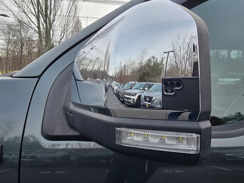 Used 2018 Ford F150 Lariat w/ Equipment Group 502A Luxury image 9