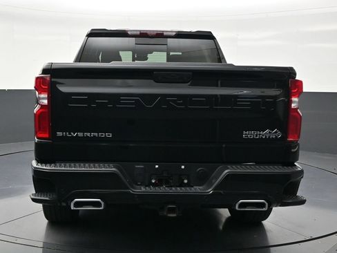 Used 2024 Chevrolet Silverado 1500 High Country AWD/4WD image 4