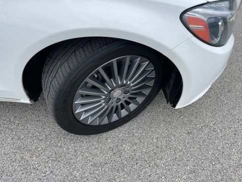 Used 2015 Mercedes-Benz C 300 4MATIC Sedan w/ Premium 1 Package image 16