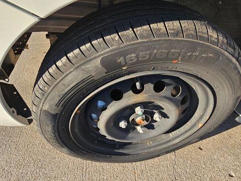 Used 2019 Mitsubishi Mirage ES image 23