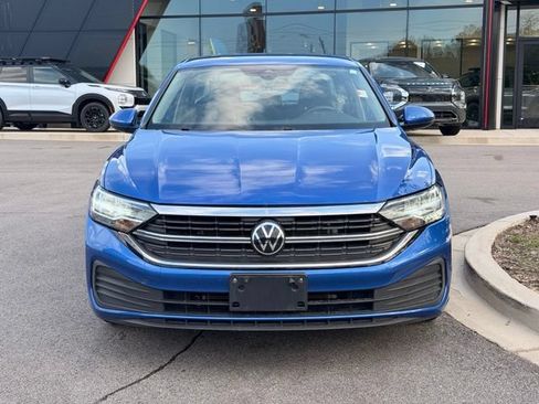 Used 2024 Volkswagen Jetta SE FWD image 7