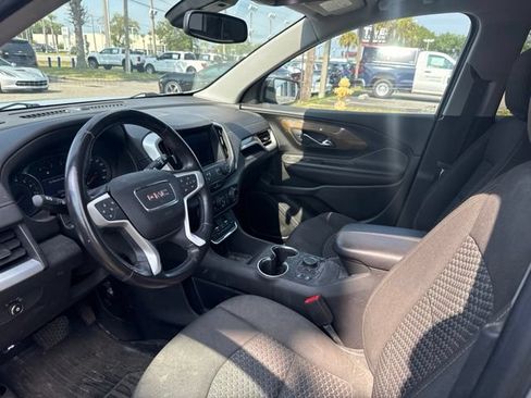 Used 2021 GMC Terrain SLE w/ Driver Convenience Package FWD image 7