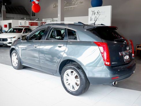 Used 2013 Cadillac SRX Luxury image 4