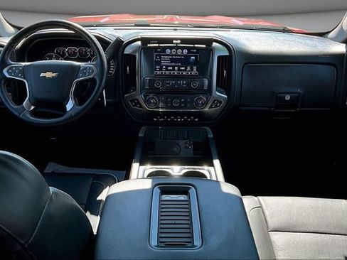 Used 2018 Chevrolet Silverado 1500 High Country AWD/4WD image 7